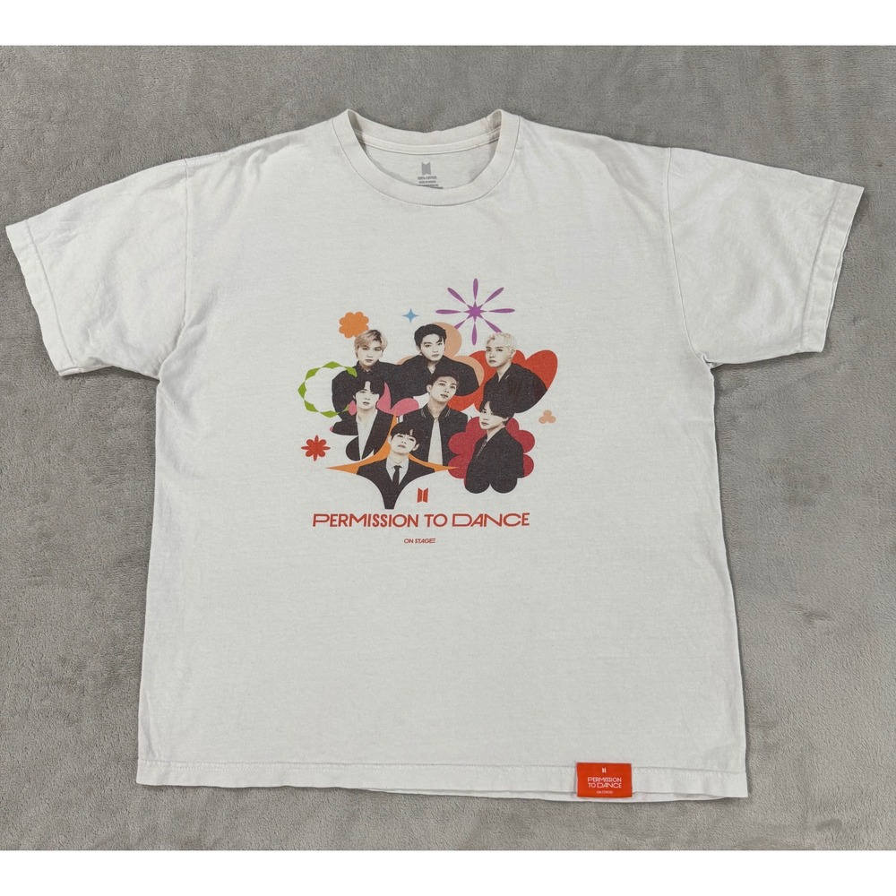 BTS Permission to Dance On Stage Concert Graphic T-Shirt White Large PTD Merch